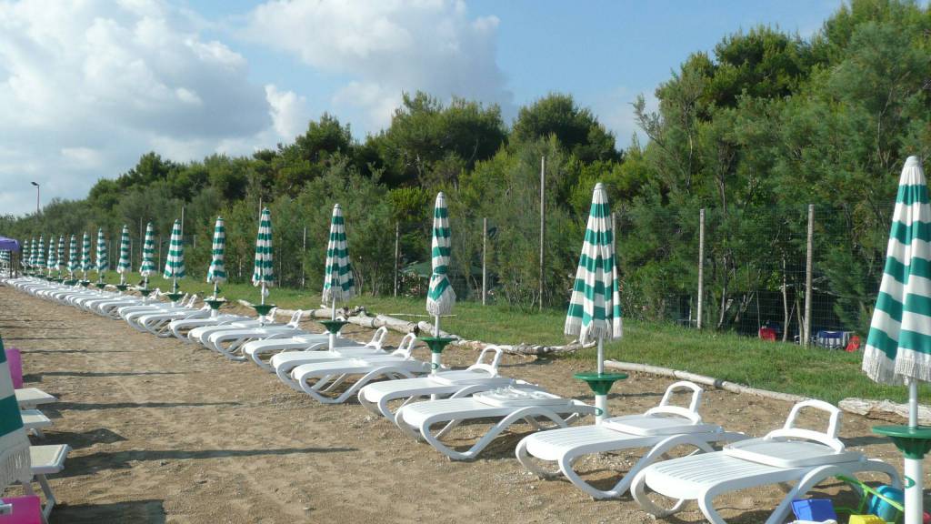 pineto-beach-village-camping-pineto-abruzzo-piscina-mare-32